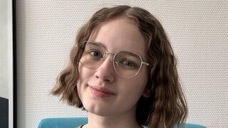 MiaNoon