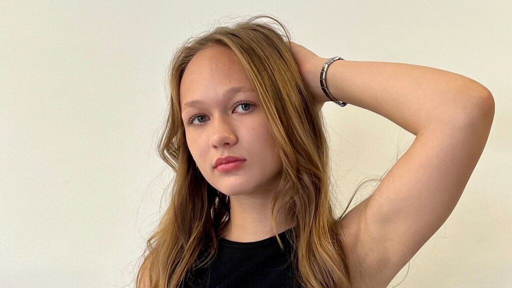 SimonneTye